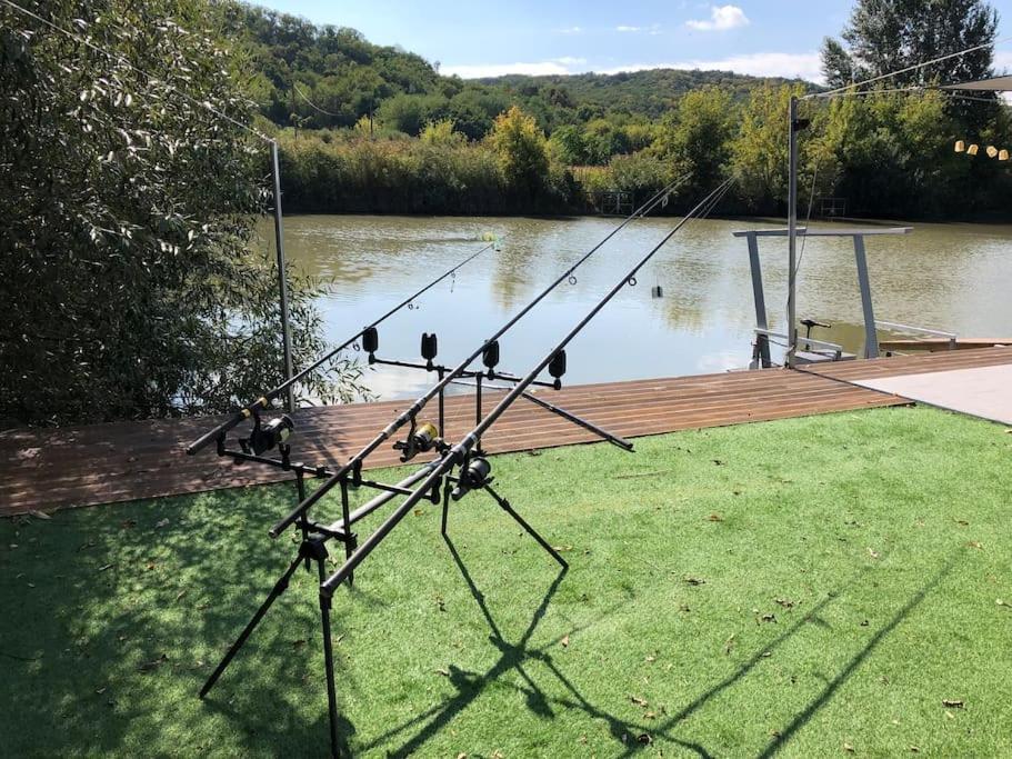 Domeglamping At Fishinglake Sagvar Exterior photo