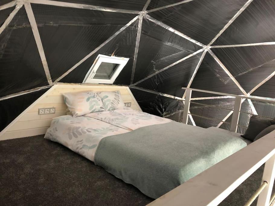 Domeglamping At Fishinglake Sagvar Exterior photo